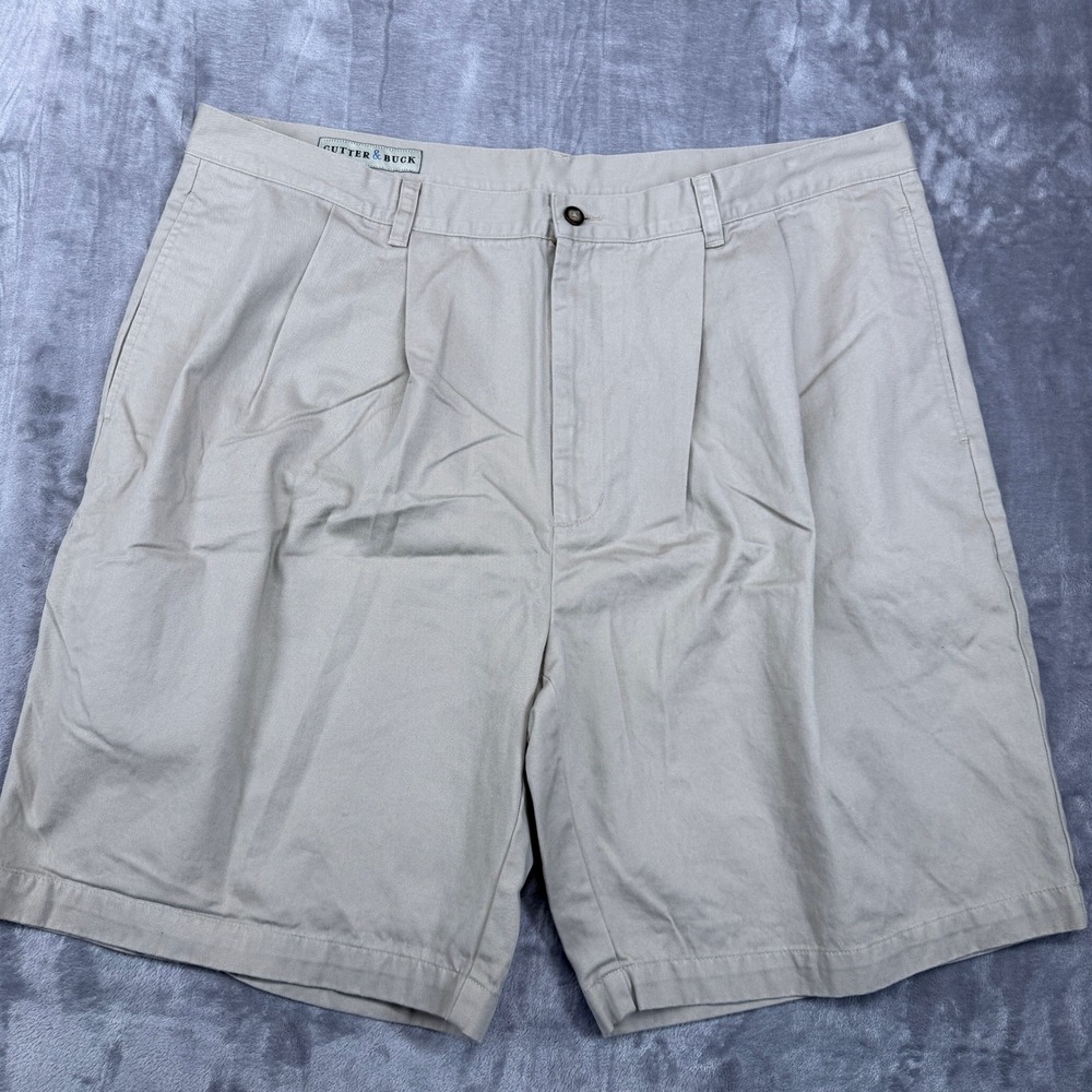 Cutter & Buck Shorts Mens 42 Pleated Khaki Shorts Tan Twill Casual Golf Walking